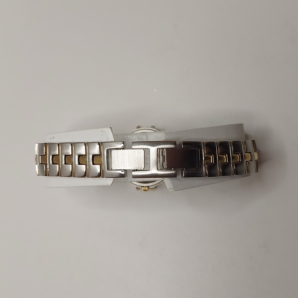 Womens 2 tone Adolfo watch, new - Picture 4 of 5